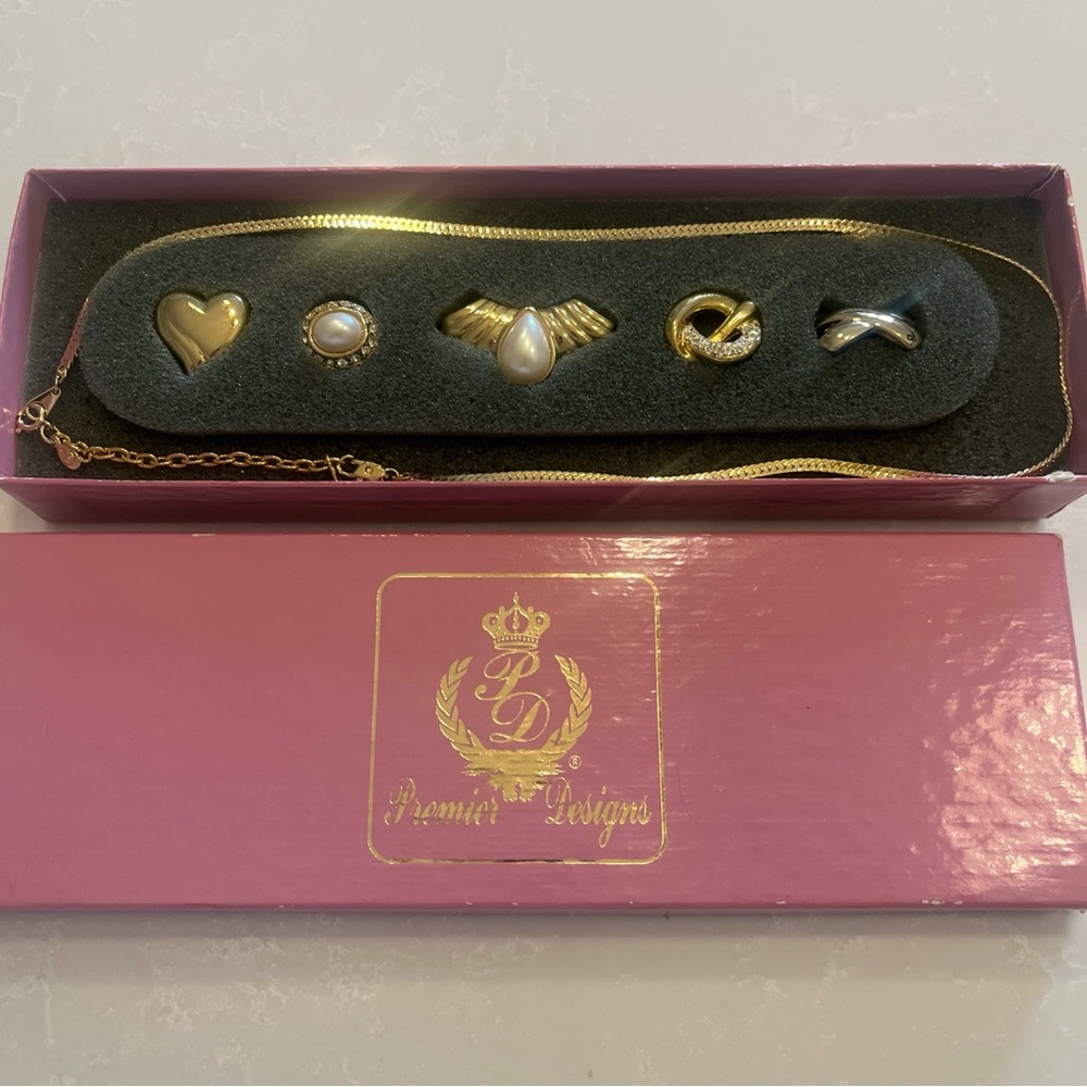 Premier Designs Gold and Silver Jewelry Set